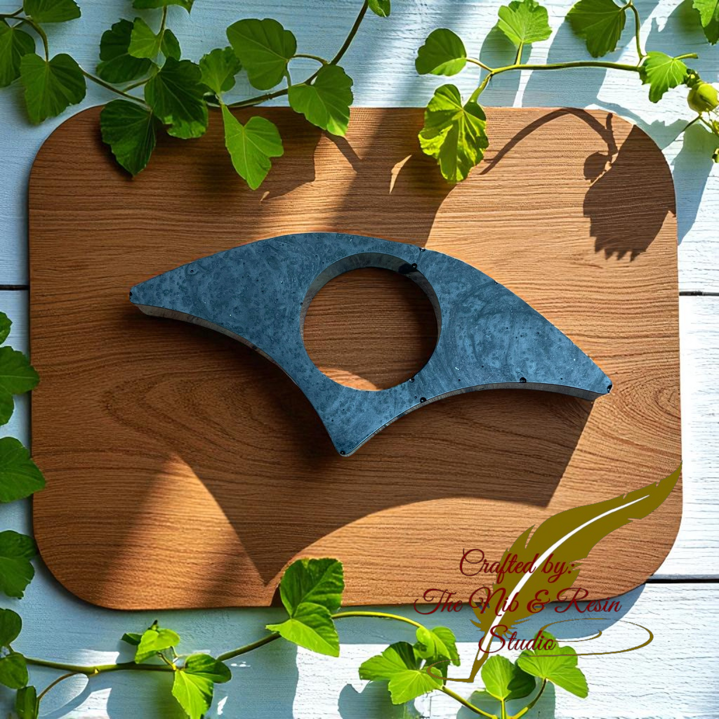 Page Holder #8: Crescent
