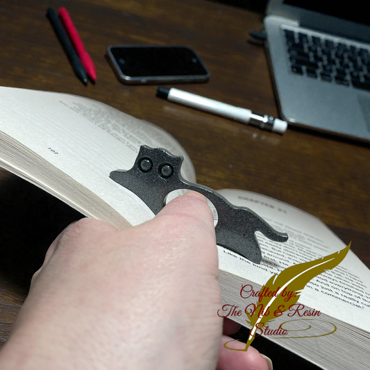 Page Holder - Glitter Black Mica Cat Thumb Holder