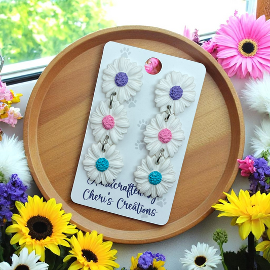 Handmade White Daisy Dangle Earrings | Polymer Clay Earrings | Floral Jewelry | Spring Accessories
