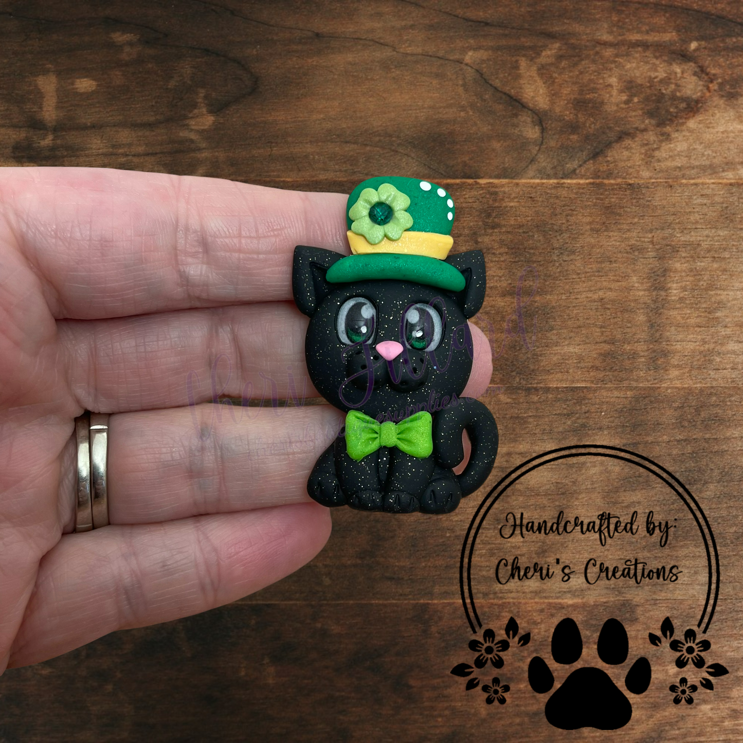 Lucky Cat Bow Center – Handmade Polymer Clay Embellishment