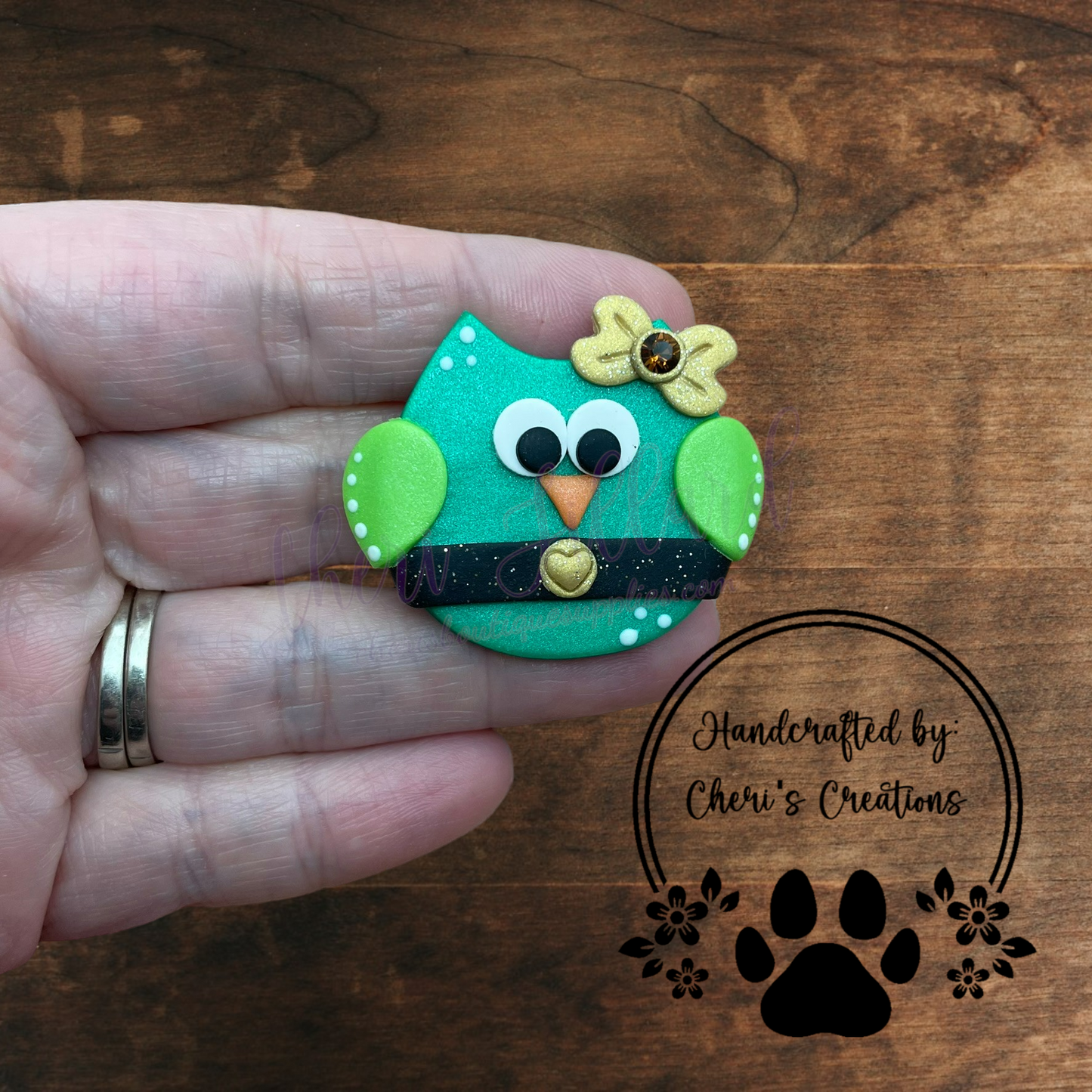 St. Patricks Day Owl Bow Center – Handmade Polymer Clay Embellishment