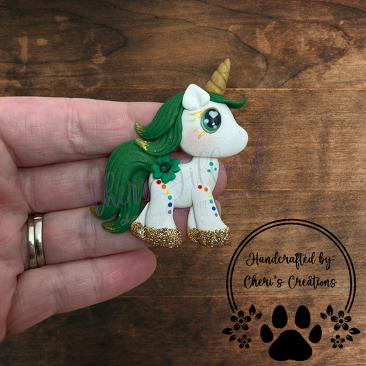 Lucky Unicorn Bow Center – Handmade Polymer Clay Embellishment