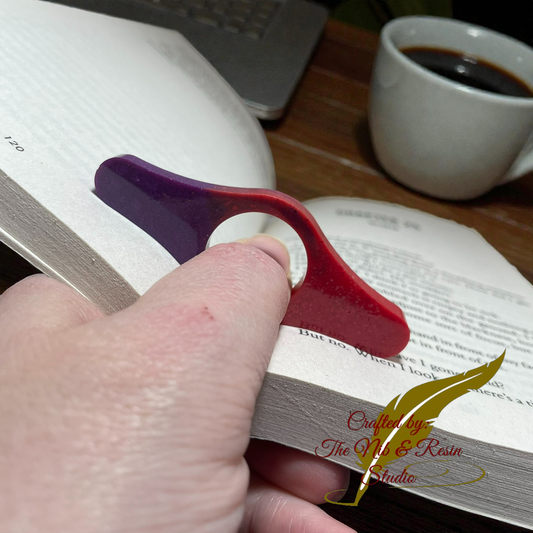 Page Holder - Purple & Pink Two Tone Small Propeller Thumb Holder