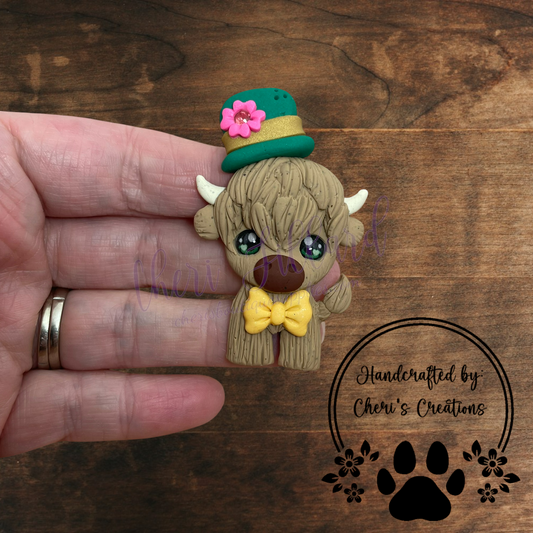 Shamrock Highland Cow Bow Center – Handmade Polymer Clay Embellishment