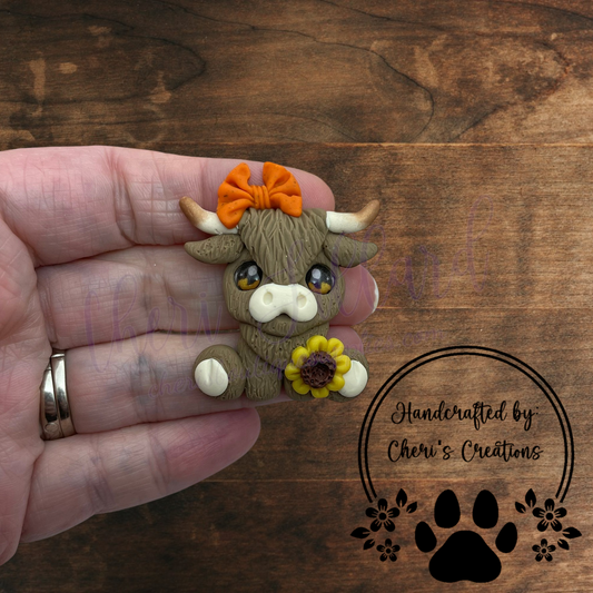 Sunflower Highland Cow Bow Center – Handmade Polymer Clay Embellishment