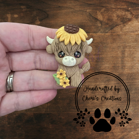 Sunflower Highland Cow Bow Center – Handmade Polymer Clay Embellishment