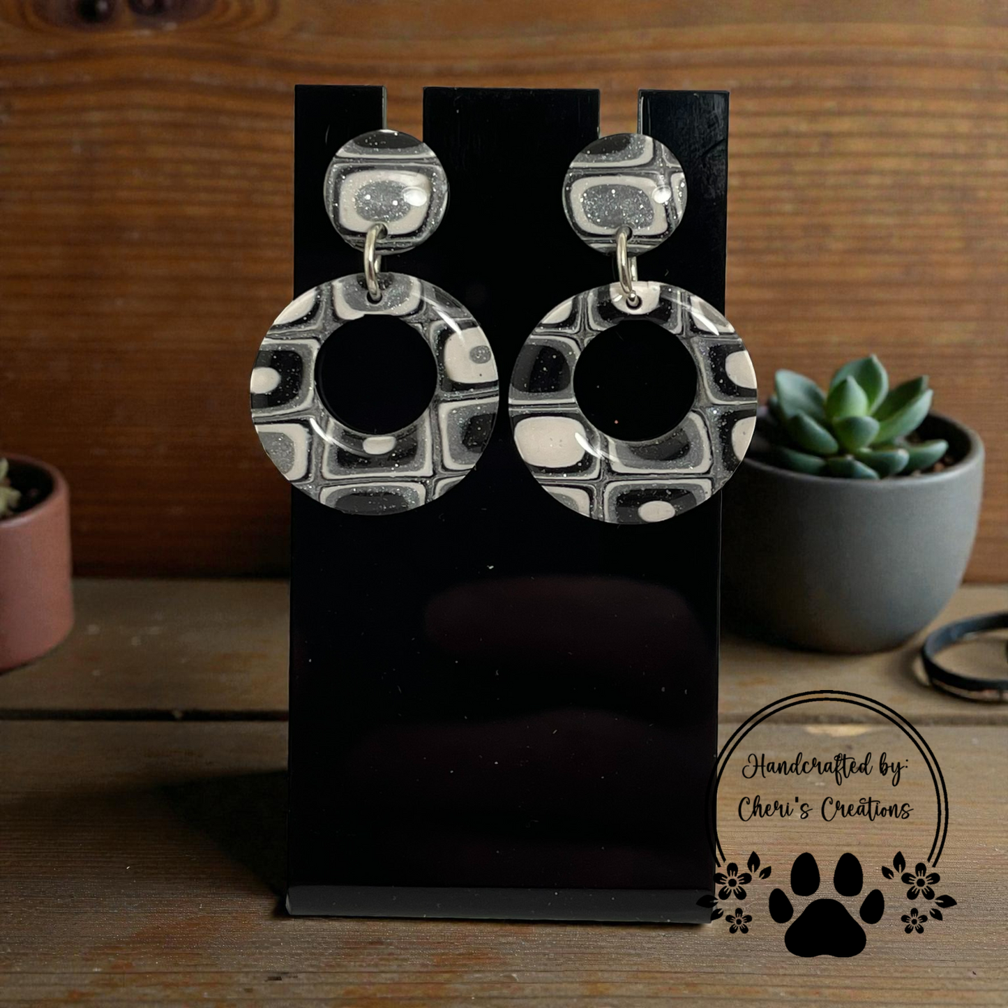Black & White Circle Dangle Earrings – Handmade Polymer Clay Earrings