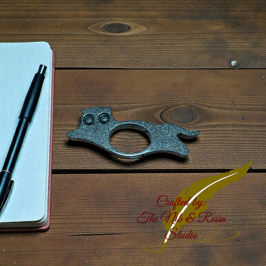 Page Holder - Glitter Black Mica Cat Thumb Holder