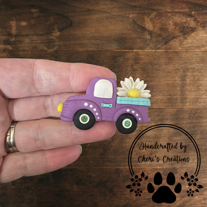 Daisy Truck Bow Center – Handmade Polymer Clay Embellishment