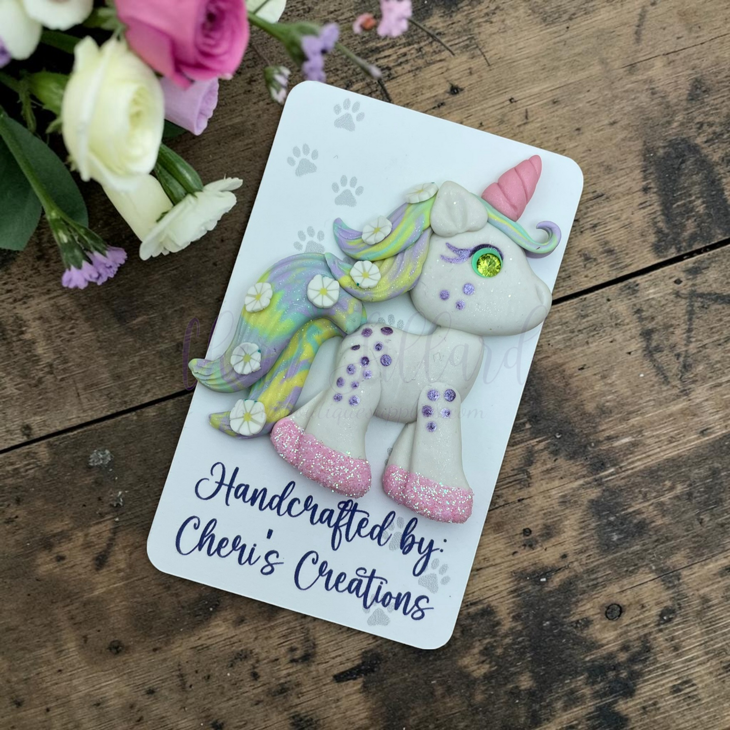 Daisy Unicorn Bow Center – Handmade Polymer Clay Embellishment