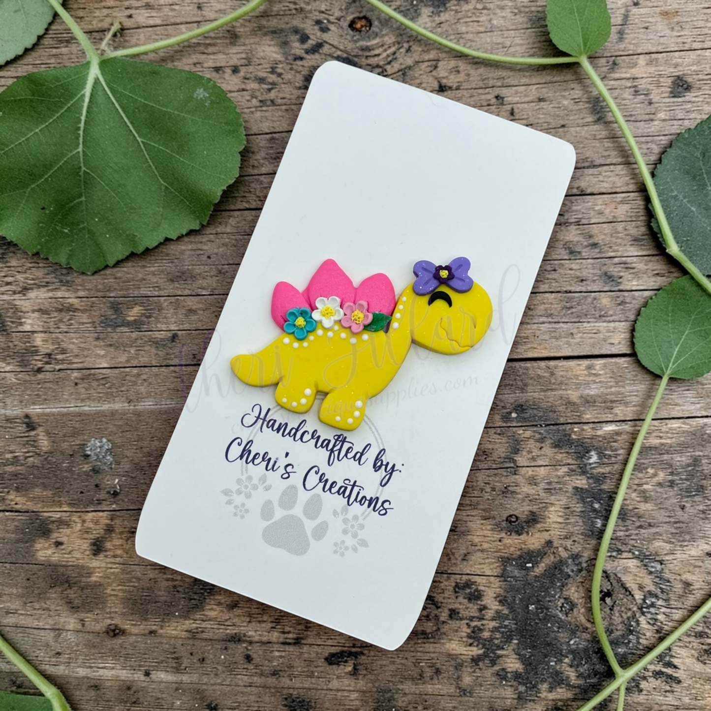Yellow Dino Bow Center – Handmade Polymer Clay Embellishment