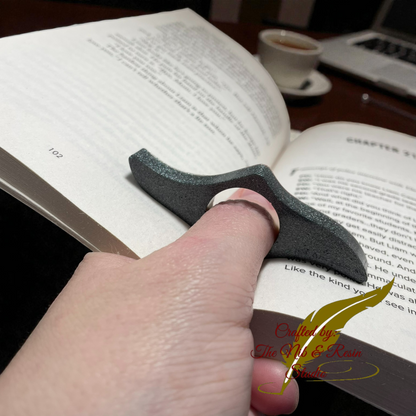 Page Holder - Glitter Black Small Blade Thumb Holder