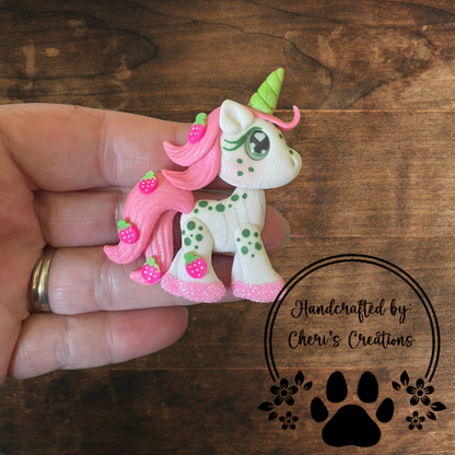 Strawberry Unicorn Bow Center – Handmade Polymer Clay Embellishment